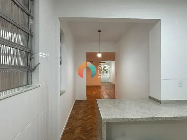 Apartamento com 111m² 3 quartos e 3 banheiros, à venda, no bairro Copacabana em Rio de Janeiro