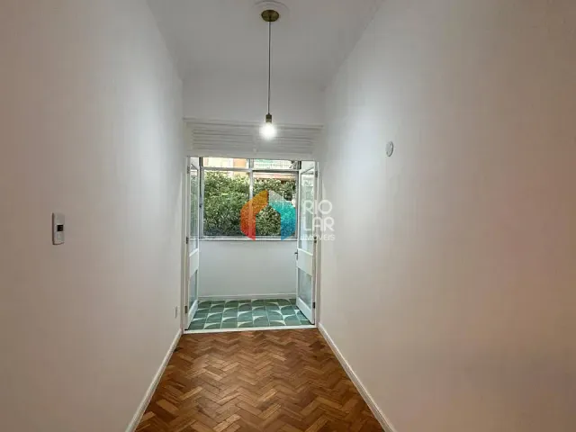 Apartamento com 111m² 3 quartos e 3 banheiros, à venda, no bairro Copacabana em Rio de Janeiro