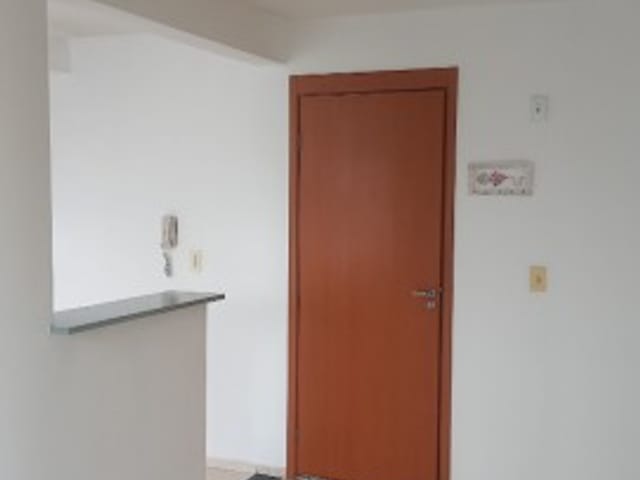 Foto do Apartamento - Excelente Apartamento com 2 Quartos, 1 vaga de garagem, piscina no Condomínio Retiro da Serra com infraestrutura em Vigário Geral | Hilmar