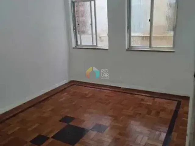 Apartamento com 60m² 2 quartos e 2 banheiros, à venda, no bairro Catete em Rio de Janeiro