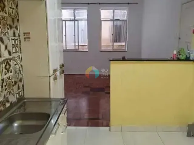 Apartamento com 60m² 2 quartos e 2 banheiros, à venda, no bairro Catete em Rio de Janeiro