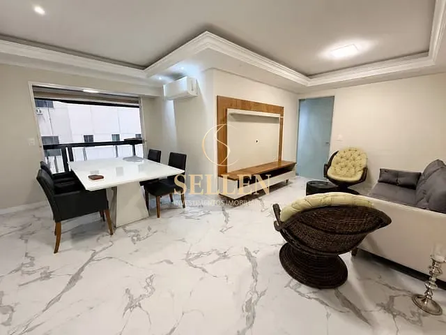 Apartamento 4 quartos e 3 banheiros, para alugar, no bairro Centro em Balneário Camboriú
