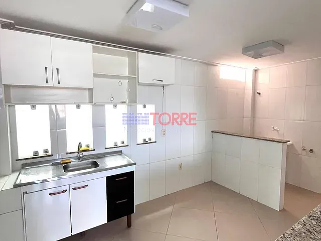 Apartamento 3 quartos e 2 banheiros, para alugar, no bairro Castália em Itabuna