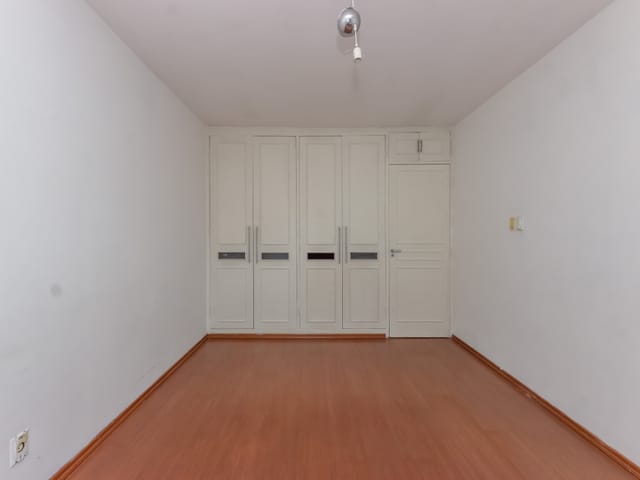 Apartamento com 760m² 2 quartos e 2 banheiros, à venda, no bairro Vila Uberabinha em São Paulo