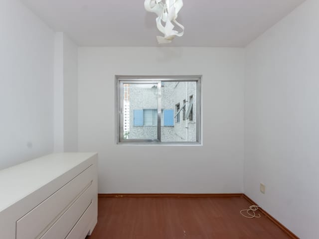 Apartamento com 760m² 2 quartos e 2 banheiros, à venda, no bairro Vila Uberabinha em São Paulo