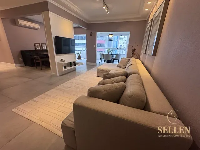 Apartamento 2 quartos e 3 banheiros, à venda, no bairro Centro em Balneário Camboriú