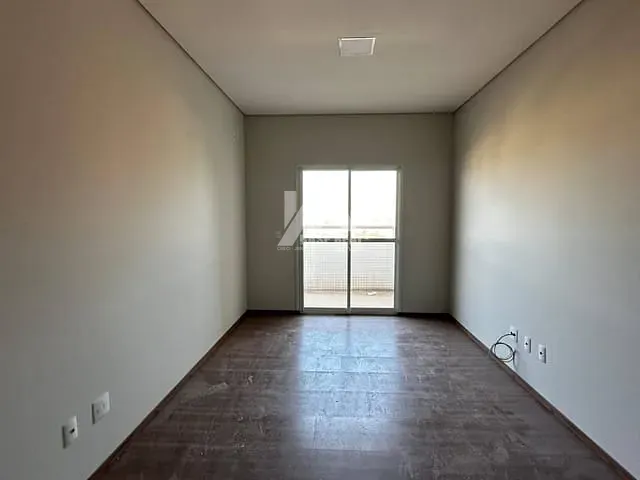 Apartamento 2 quartos e 2 banheiros, à venda, no bairro Centro em Guarapuava