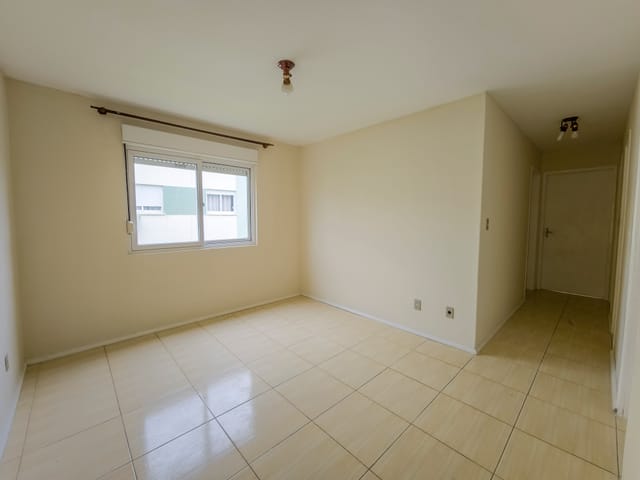 Apartamento com 70m² 3 quartos e 1 banheiro, à venda, no bairro Centro em Pelotas