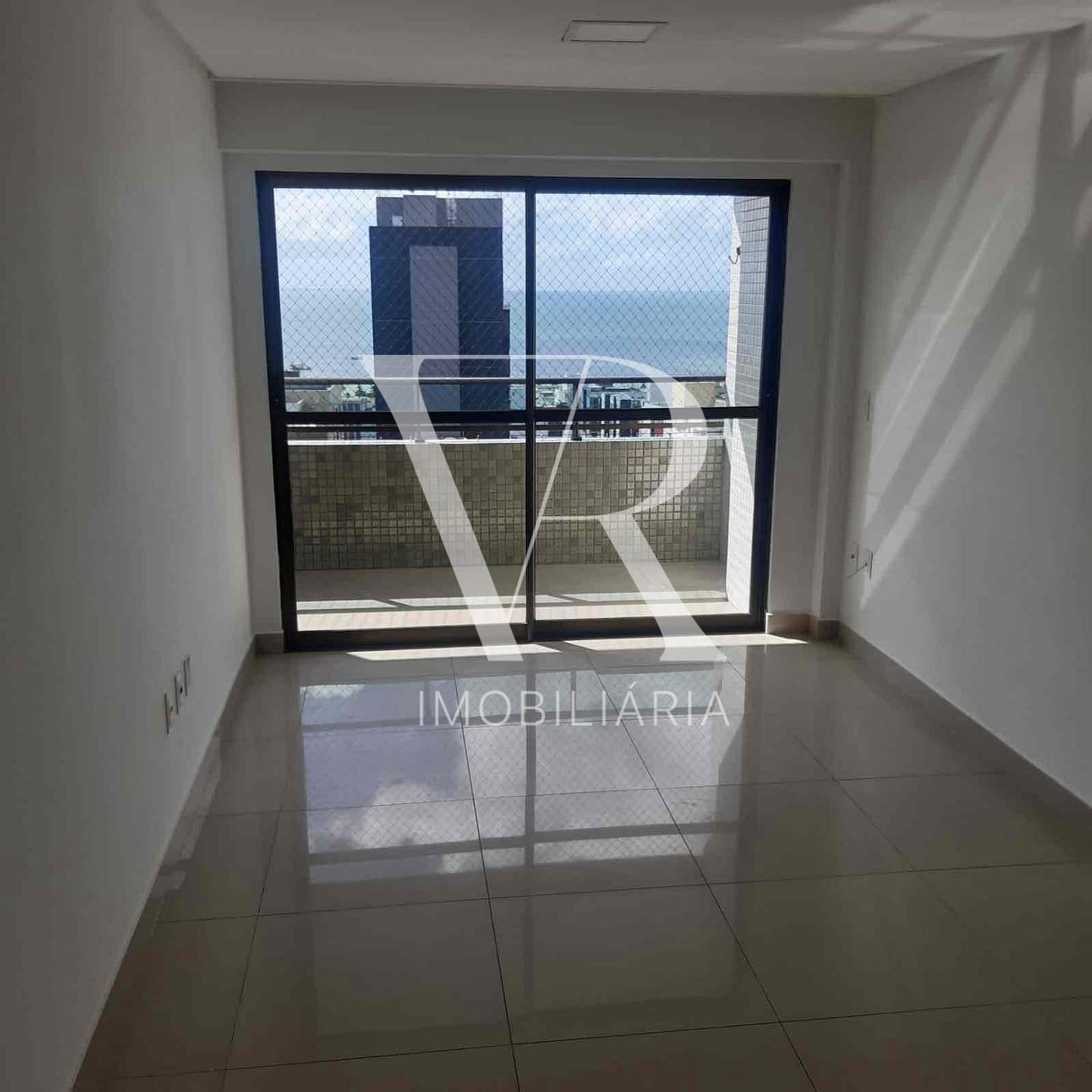 Apartamento para alugar com 3 quartos, 110m² - Foto 11