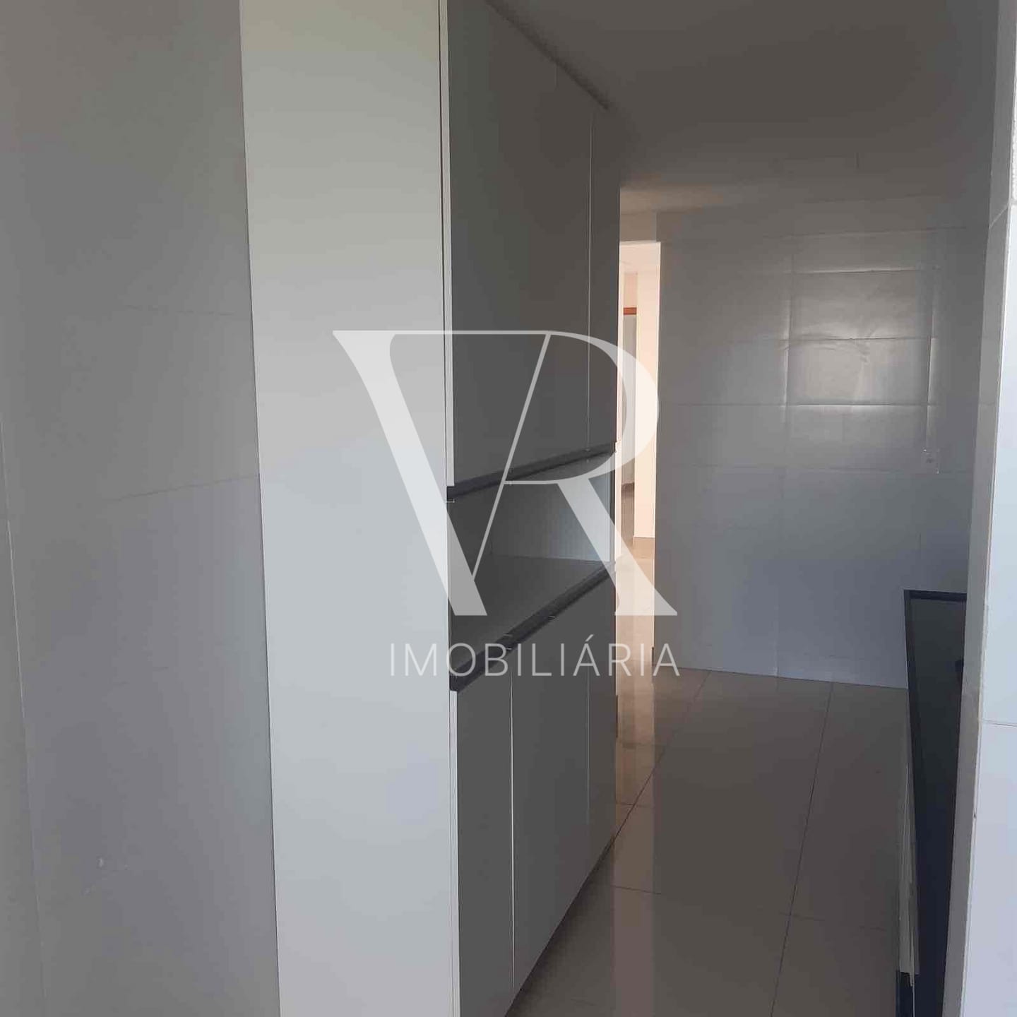 Apartamento para alugar com 3 quartos, 110m² - Foto 13