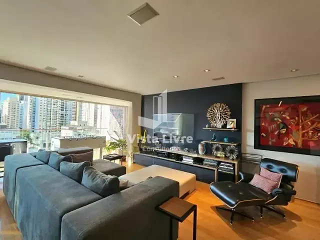 Apartamento com 170m² 2 quartos e 3 banheiros, à venda, no bairro Vila Nova Conceição em São Paulo