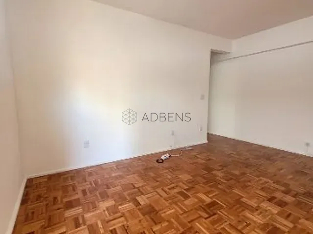 Apartamento 2 quartos e 1 banheiro, à venda ou para alugar, no bairro Consolação em São Paulo
