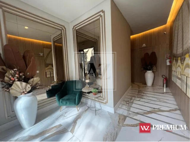 Apartamento com 200m² 3 quartos e 4 banheiros, à venda, no bairro Meia Praia em Itapema