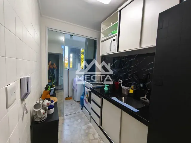 Apartamento com 50m² 1 quarto e 1 banheiro, à venda, no bairro Golfinhos em Caraguatatuba