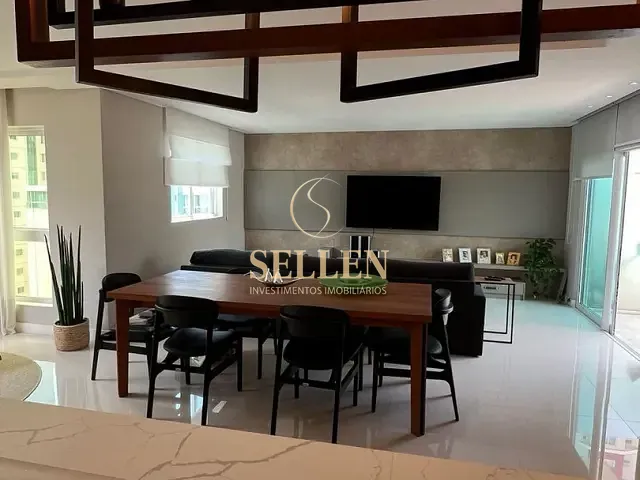 Apartamento 4 quartos e 3 banheiros, à venda, no bairro Centro em Balneário Camboriú