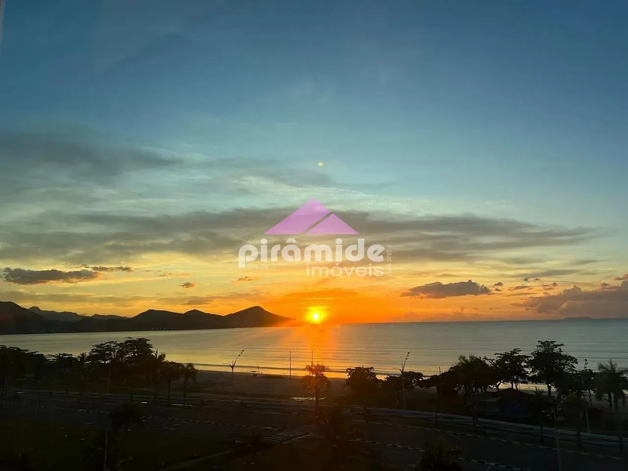 Apartamento, 3 quartos, 132 m² - Foto 3