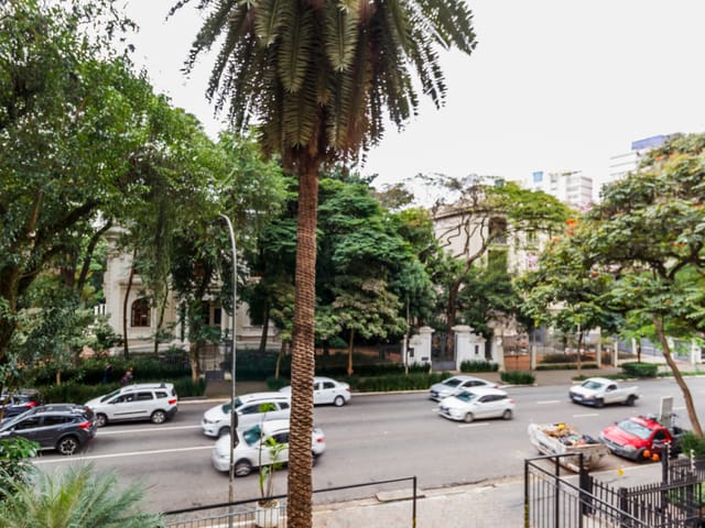 Apartamento com 300m² 4 quartos e 3 banheiros, à venda, no bairro Higienópolis em São Paulo