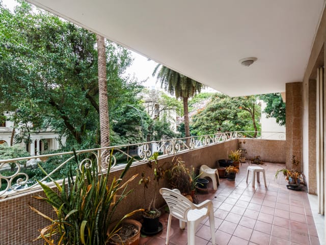 Apartamento com 300m² 4 quartos e 3 banheiros, à venda, no bairro Higienópolis em São Paulo