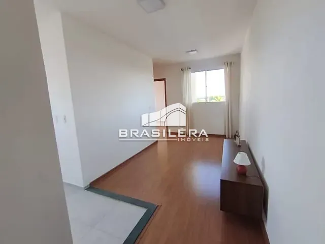 Apartamento 2 quartos e 1 banheiro, à venda, no bairro Chácaras São Pedro em Aparecida de Goiânia