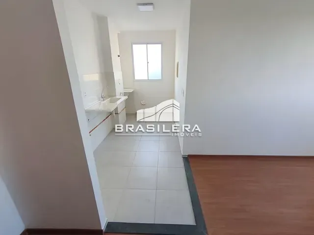 Apartamento 2 quartos e 1 banheiro, à venda, no bairro Chácaras São Pedro em Aparecida de Goiânia