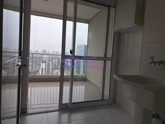 Apartamento 2 quartos e 2 banheiros, à venda ou para alugar, no bairro Pinheiros em São Paulo