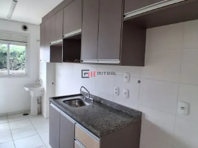 Apartamento 3 quartos e 2 banheiros, à venda, no bairro Centro em Londrina