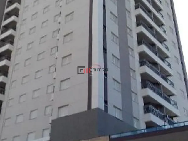 Apartamento 3 quartos e 2 banheiros, à venda, no bairro Centro em Londrina