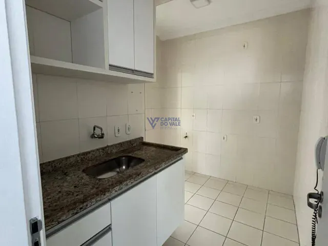 Apartamento 2 quartos e 2 banheiros, para alugar, no bairro Parque Residencial Aquarius em São José dos Campos