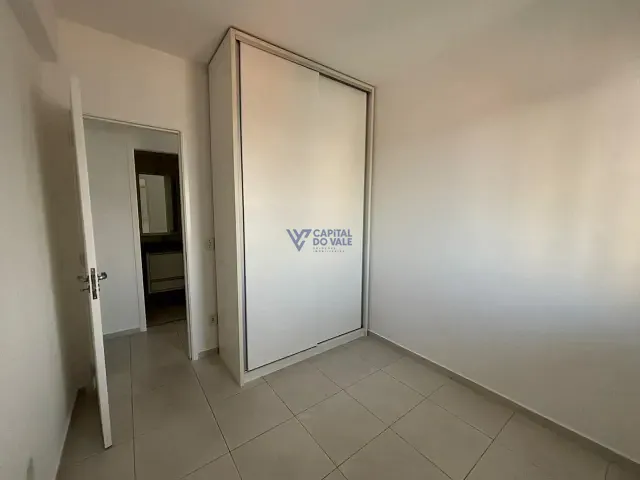 Apartamento 2 quartos e 2 banheiros, para alugar, no bairro Parque Residencial Aquarius em São José dos Campos
