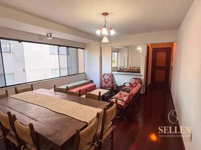 Apartamento com 119m² 2 quartos e 2 banheiros, à venda, no bairro Centro em Balneário Camboriú