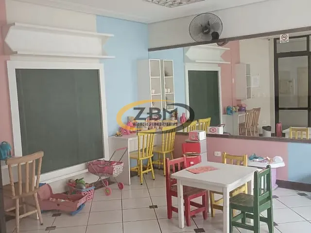 Apartamento com 168m² 3 quartos e 2 banheiros, à venda, no bairro Judith em Londrina