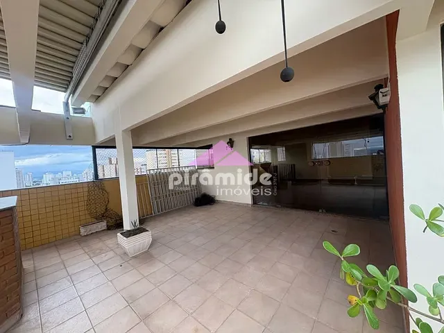 Apartamento com 265m² 4 quartos e 5 banheiros, à venda, no bairro Vila Adyana em São José dos Campos