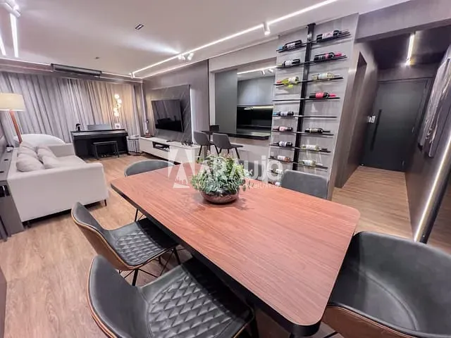 Apartamento 1 quarto e 1 banheiro, à venda, no bairro Centro em Itajaí