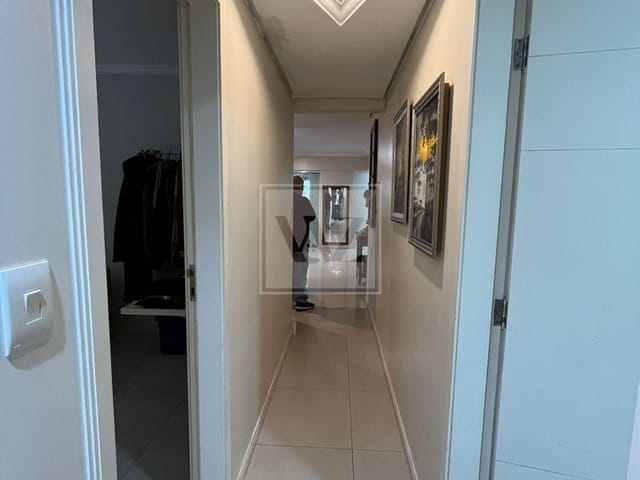 Apartamento 3 quartos e 3 banheiros, à venda, no bairro Meia Praia em Itapema