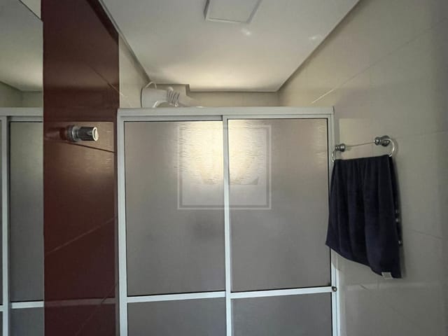 Apartamento 3 quartos e 3 banheiros, à venda, no bairro Meia Praia em Itapema