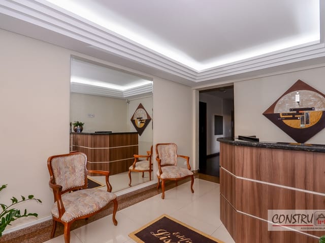 Apartamento 2 quartos e 2 banheiros, para alugar, no bairro Água Verde em Curitiba