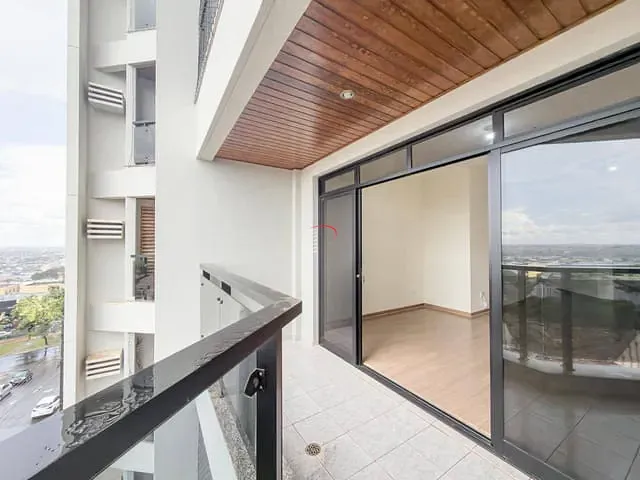 Apartamento com 174m² 3 quartos e 3 banheiros, à venda, no bairro Centro em Londrina