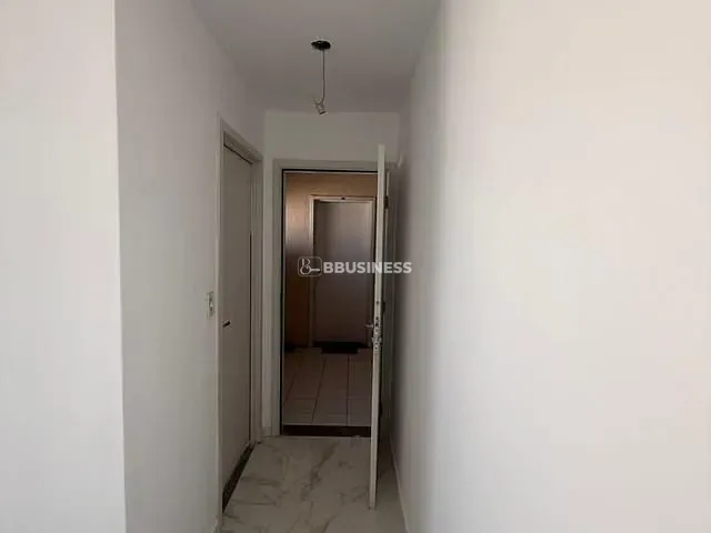 Apartamento 2 quartos e 1 banheiro, à venda, no bairro Parque Jóquei Club em Campos dos Goytacazes