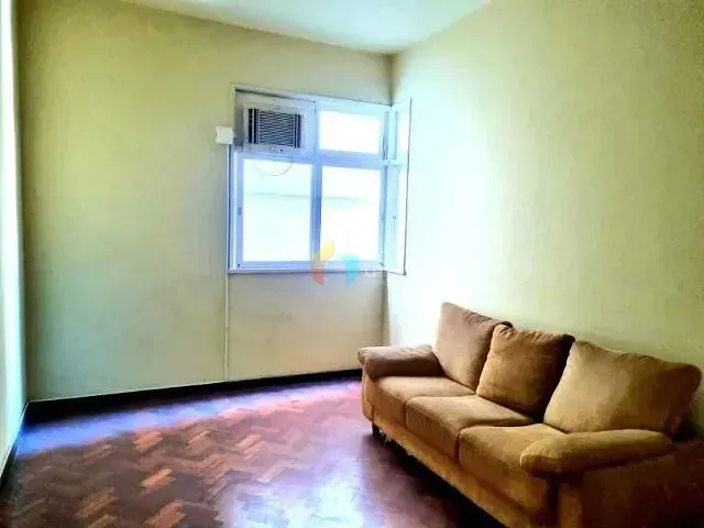 Apartamento com 66m² 2 quartos e 1 banheiro, à venda, no bairro Tijuca em Rio de Janeiro