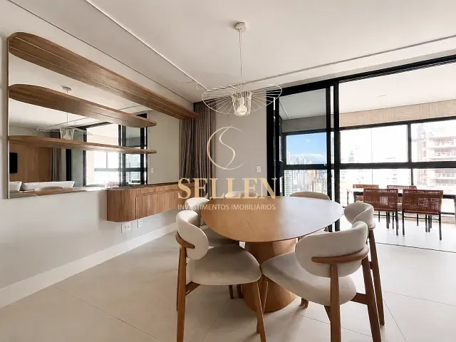 Apartamento 4 quartos e 3 banheiros, para alugar, no bairro Centro em Balneário Camboriú