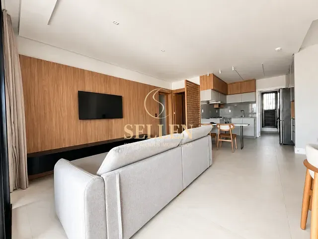Apartamento 4 quartos e 3 banheiros, para alugar, no bairro Centro em Balneário Camboriú