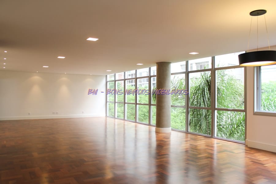 Apartamento, 3 quartos, 228 m² - Foto 1