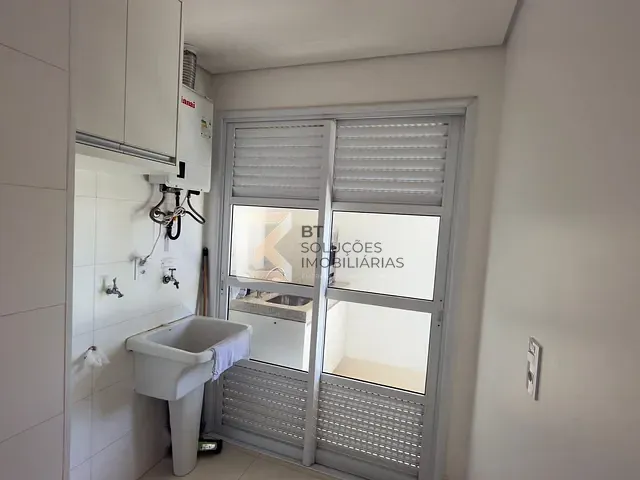 Apartamento 3 quartos e 2 banheiros, para alugar, no bairro Vila Sfeir em Indaiatuba