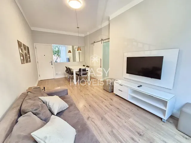 Apartamento com 68m² 2 quartos e 2 banheiros, para alugar, no bairro Copacabana em Rio de Janeiro