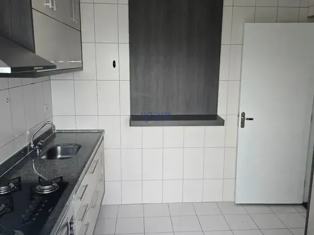 Apartamento 3 quartos e 2 banheiros, para alugar, no bairro Jardim Satélite em São José dos Campos