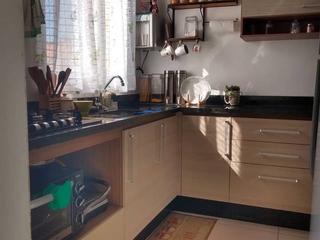 Apartamento 2 quartos e 2 banheiros, à venda, no bairro Carangola em Pindamonhangaba