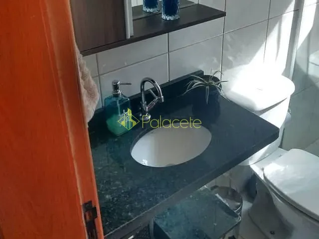 Apartamento 2 quartos e 2 banheiros, à venda, no bairro Carangola em Pindamonhangaba