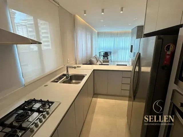 Apartamento 3 quartos e 4 banheiros, à venda, no bairro Meia Praia em Itapema