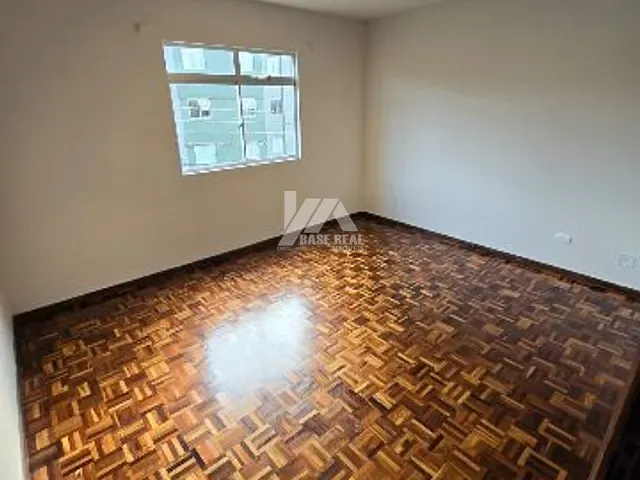 Apartamento com 645m² 18 quartos e 9 banheiros, à venda, no bairro Centro em Ponta Grossa