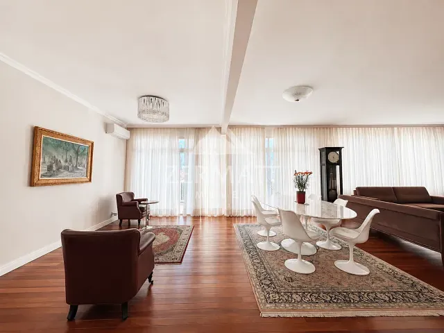 Apartamento 3 quartos e 3 banheiros, à venda, no bairro Jardim Blumenau em Blumenau